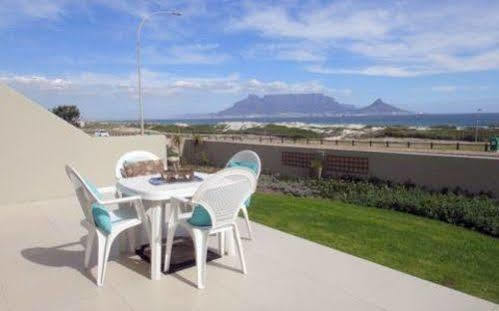 Blouberg Beachfront Accommodation Bloubergstrand Exterior photo